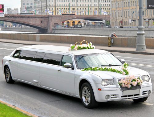 Strech Wedding Limo in Marysville WA